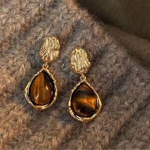 Brown Teardrop Gem Earrings –Gold Textured Statement Dangles, Retro Chic Jewelry